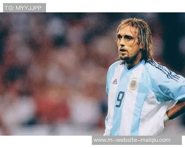 十号球衣足球明星的黄色魅力与传奇故事揭秘